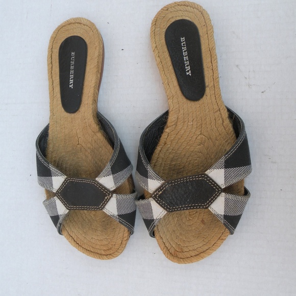 Burberry Shoes - BURBERRY SANDALS SIZE 38
